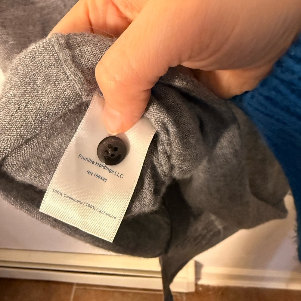 Guest in Residence - Showtime Shirt in Gray - Picture 5 of 6